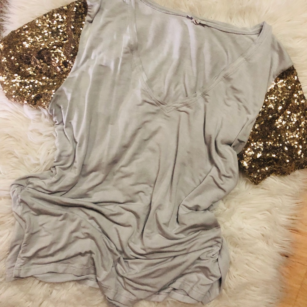 Sequin sleeve beauty 💎